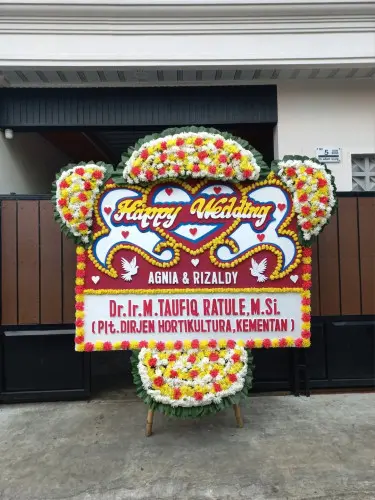 Papan Bunga Pernikahan jurumudi